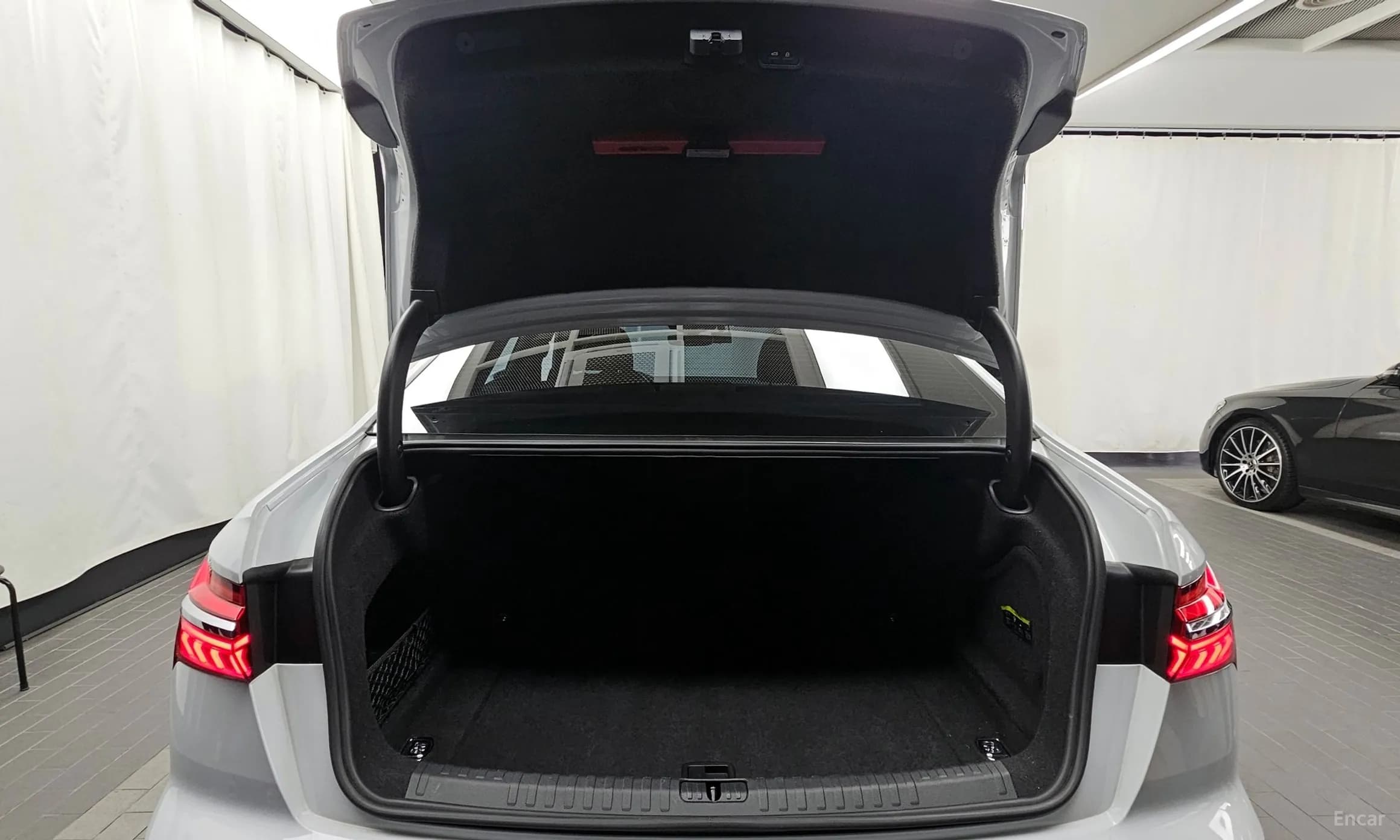 A6 (C8)