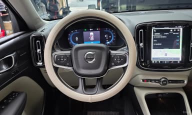 XC40