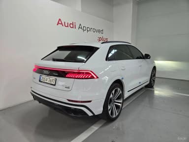 Q8 (4M)