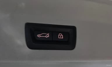 X3 (G01)