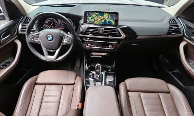 X3 (G01)