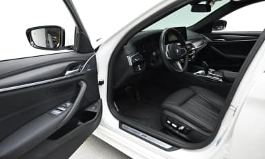 5 Series (G30)