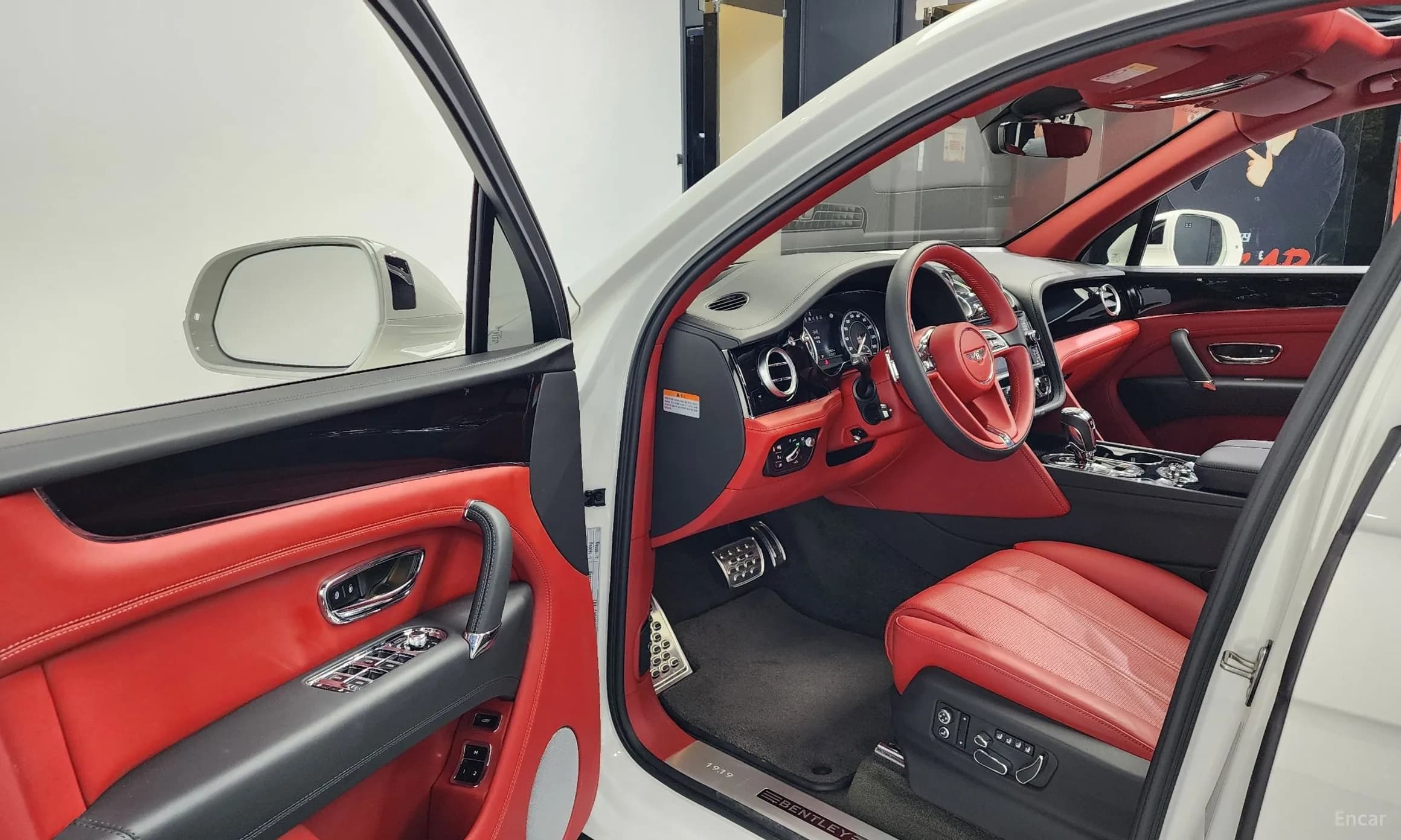 Bentayga