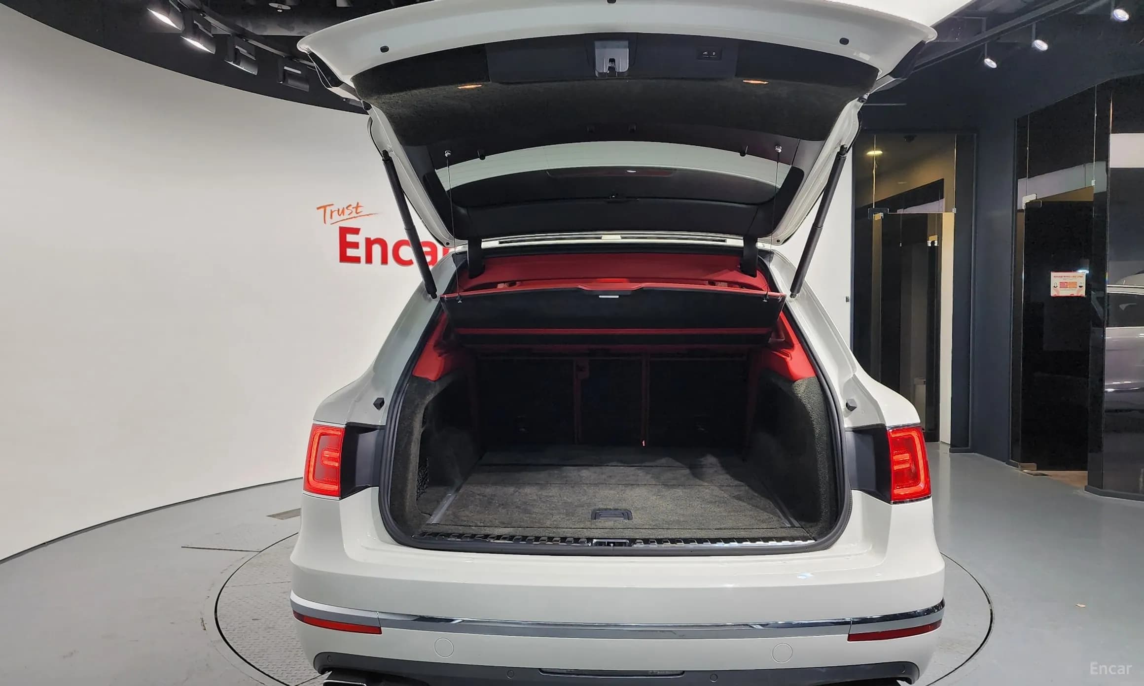 Bentayga