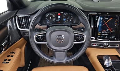 S90