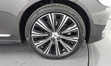 S90