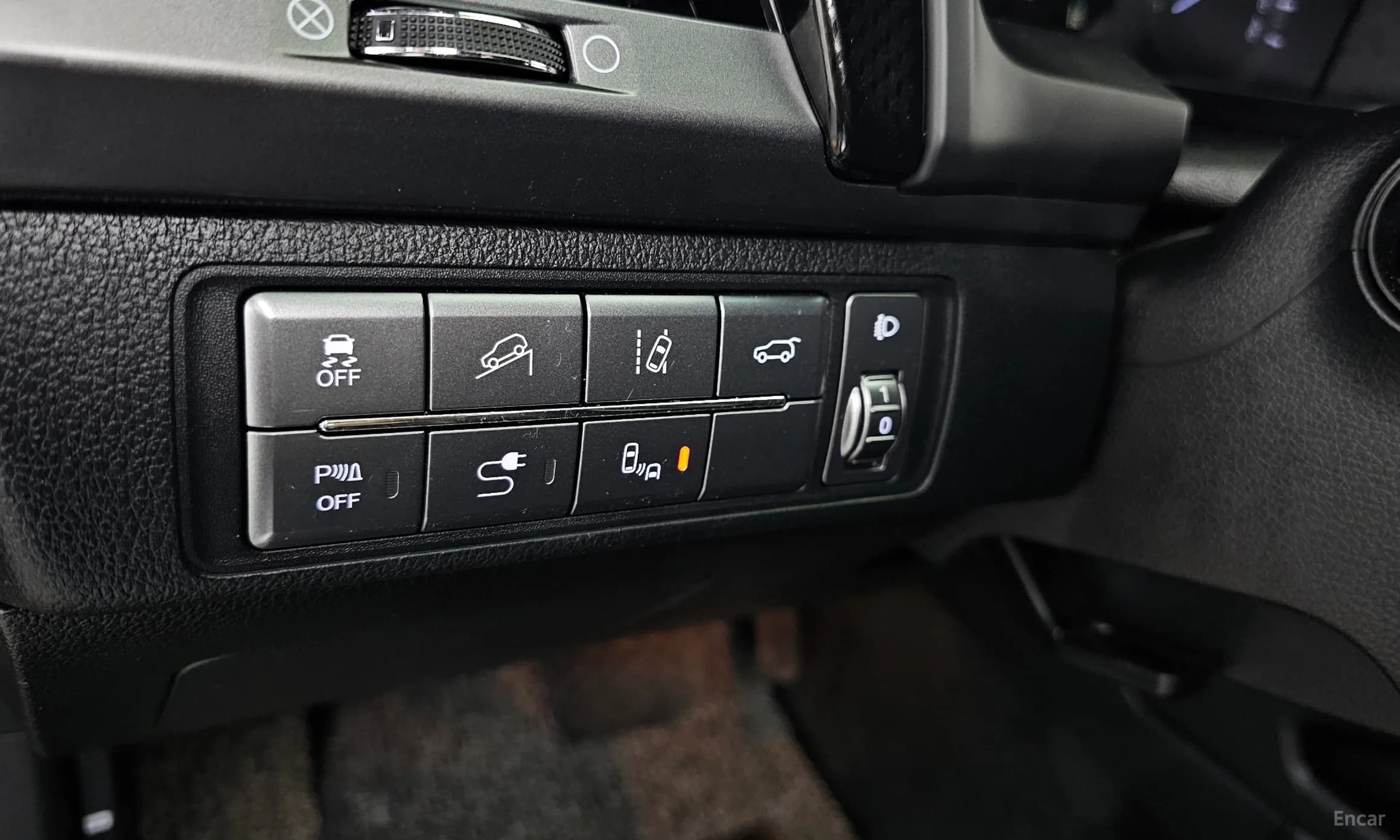 G4 Rexton