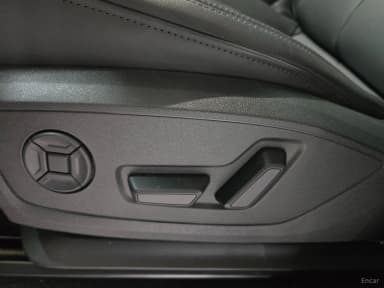 Q3 (F3)