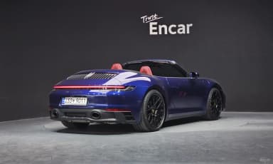 911 (992)