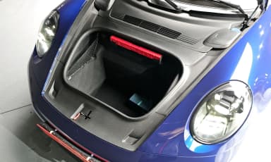 911 (992)