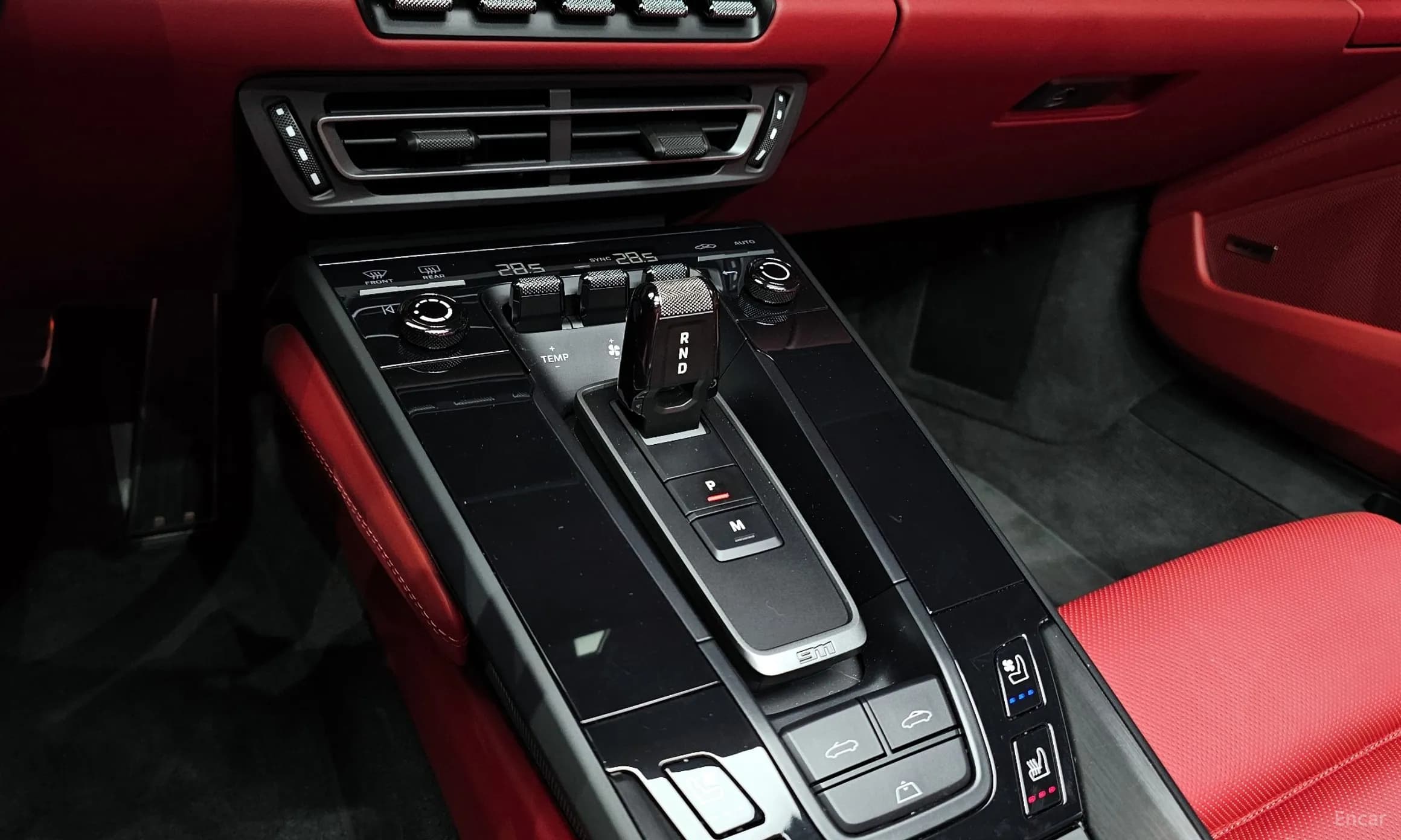 911 (992)