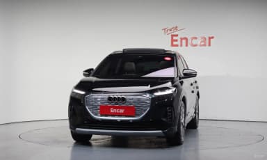 Q4 e-tron (F4)