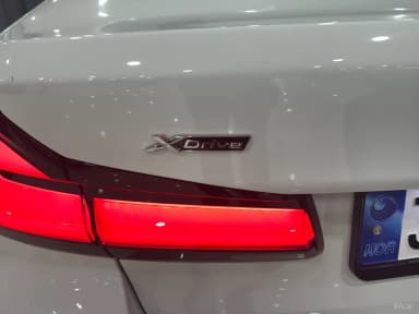 5 Series (G30)