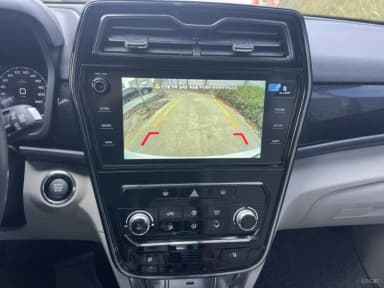 Berry New Tivoli