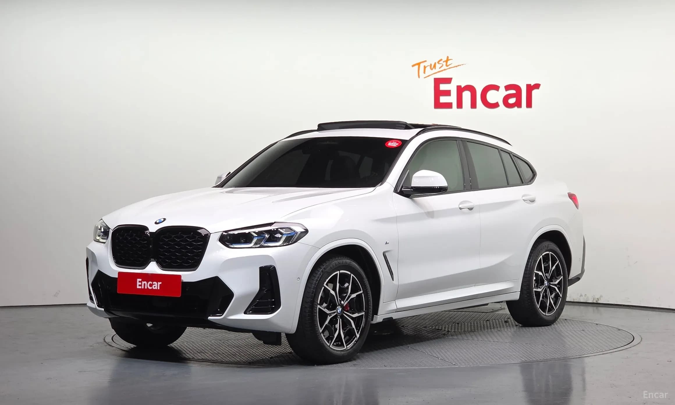 X4 (G02)