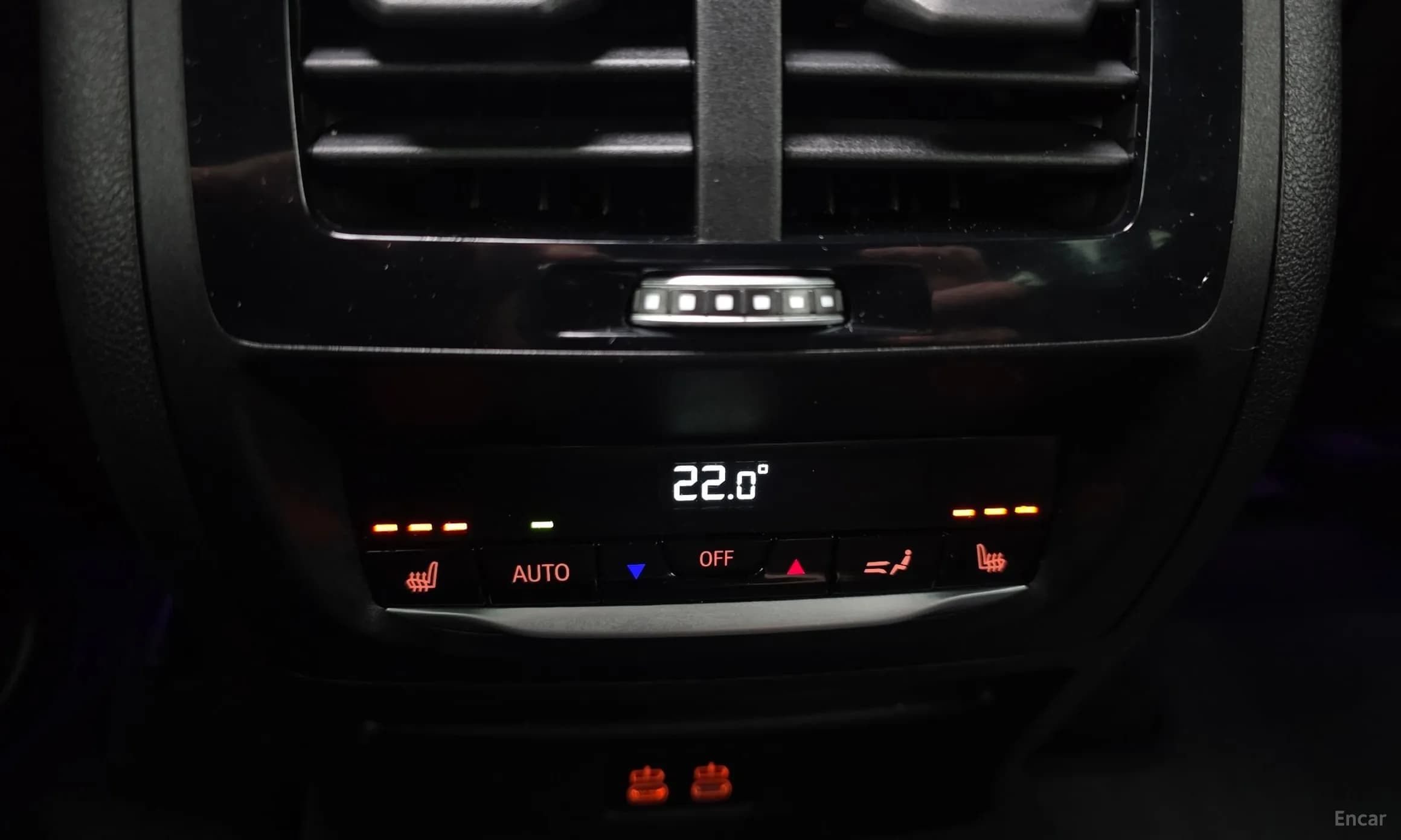 X4 (G02)