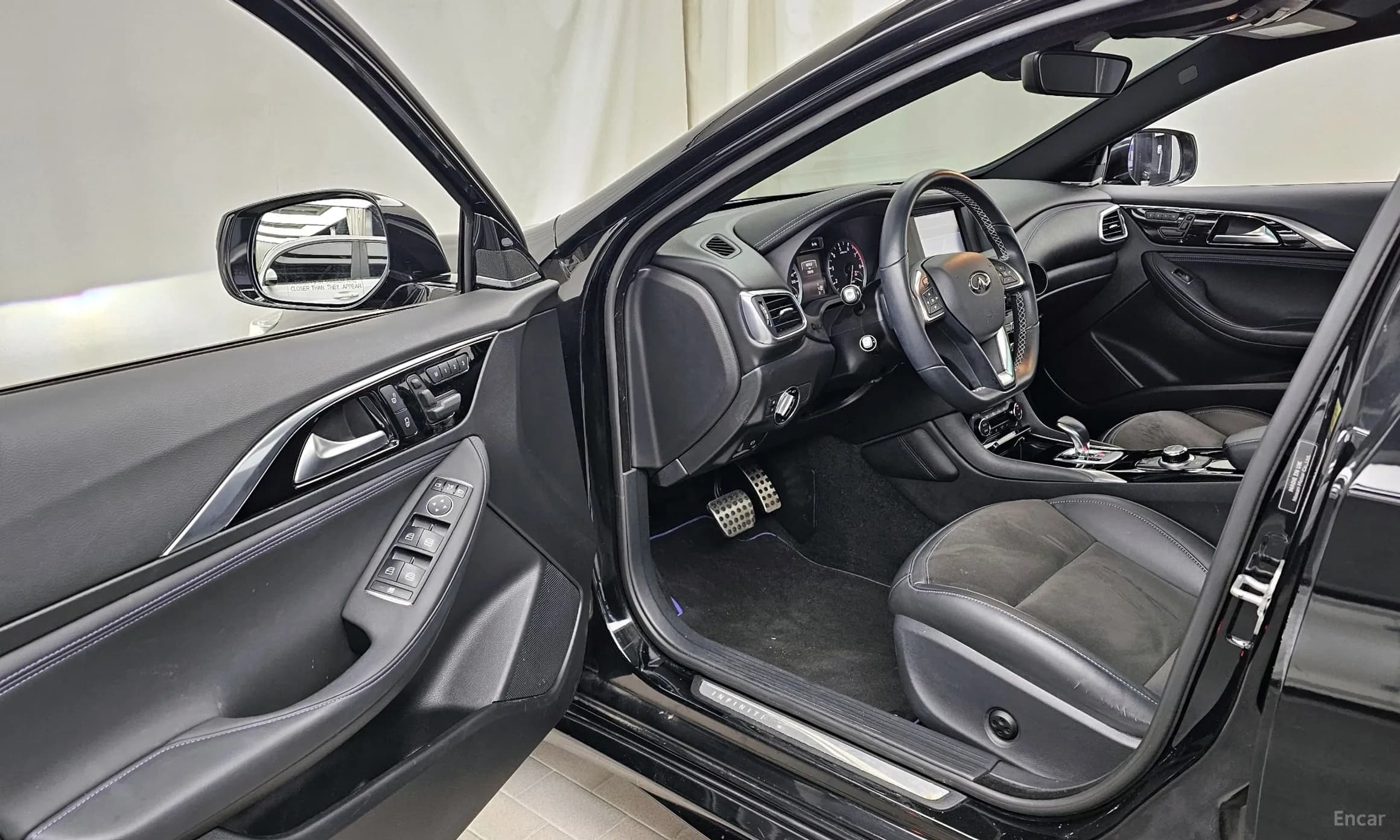 Q30