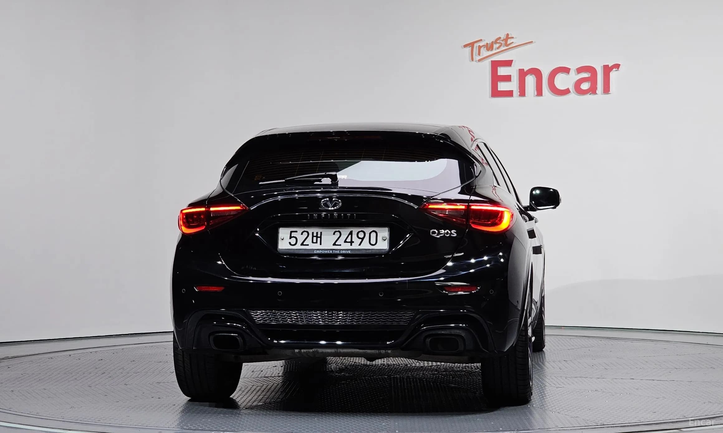 Q30