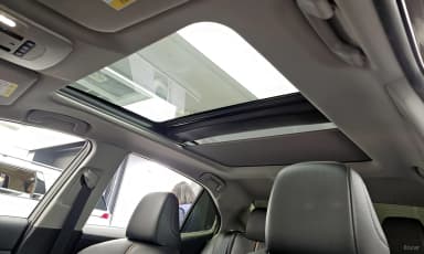 Camry (XV70)