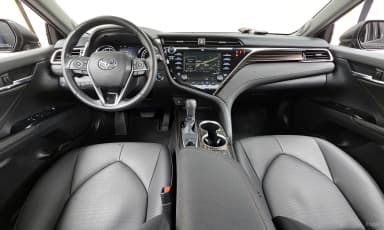 Camry (XV70)