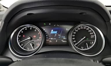 Camry (XV70)