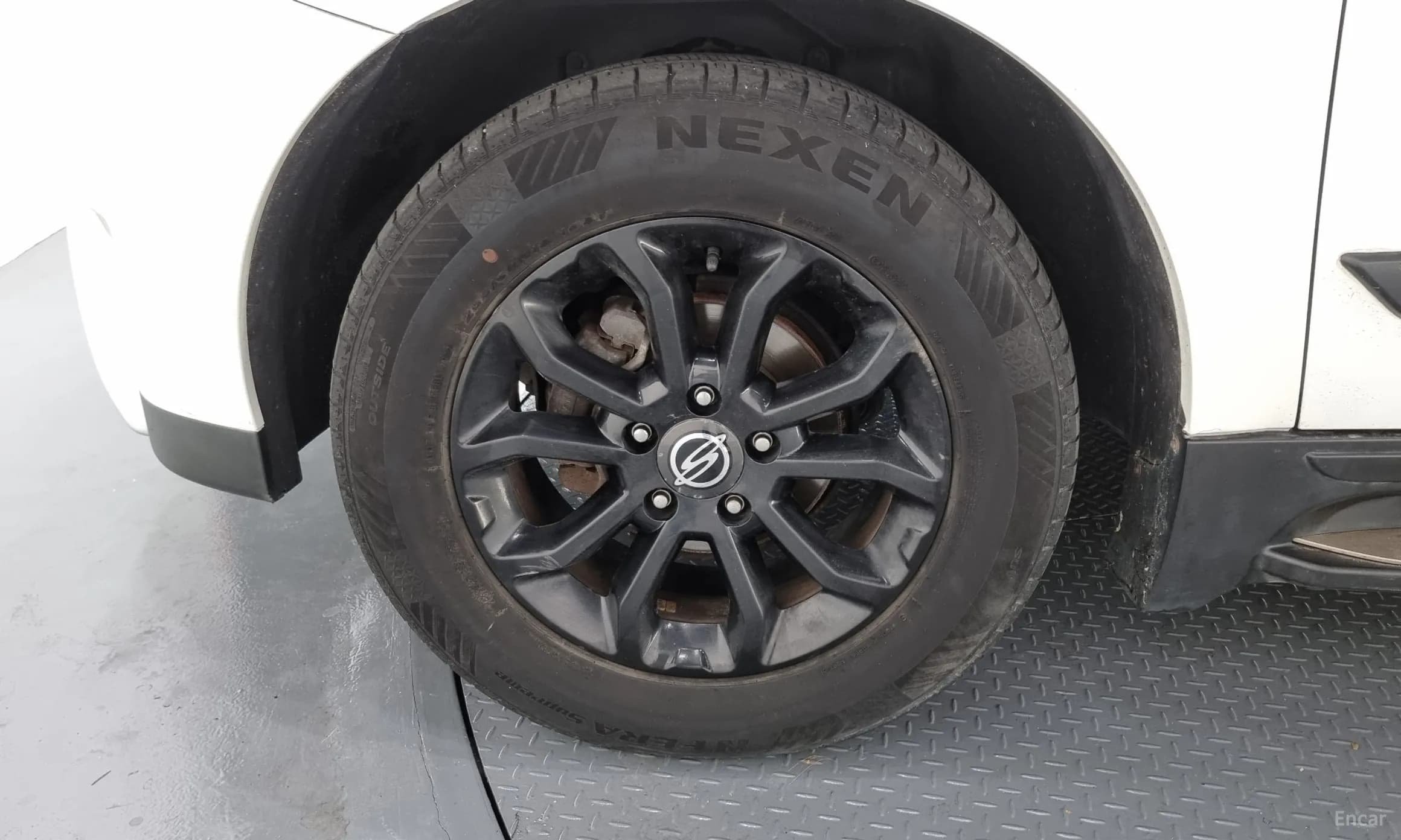 Korando Sports