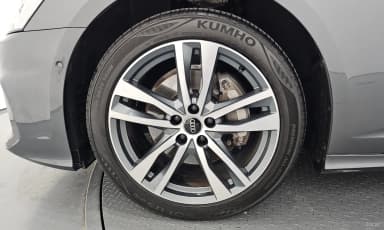 A6 (C8)