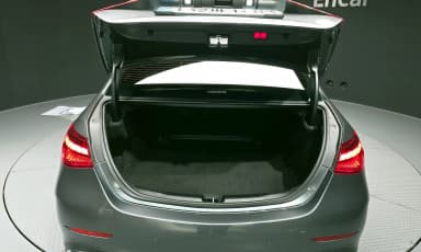 C-Class W206