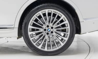 X7 (G07)