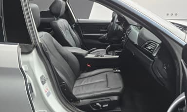 Series 4 (F32)