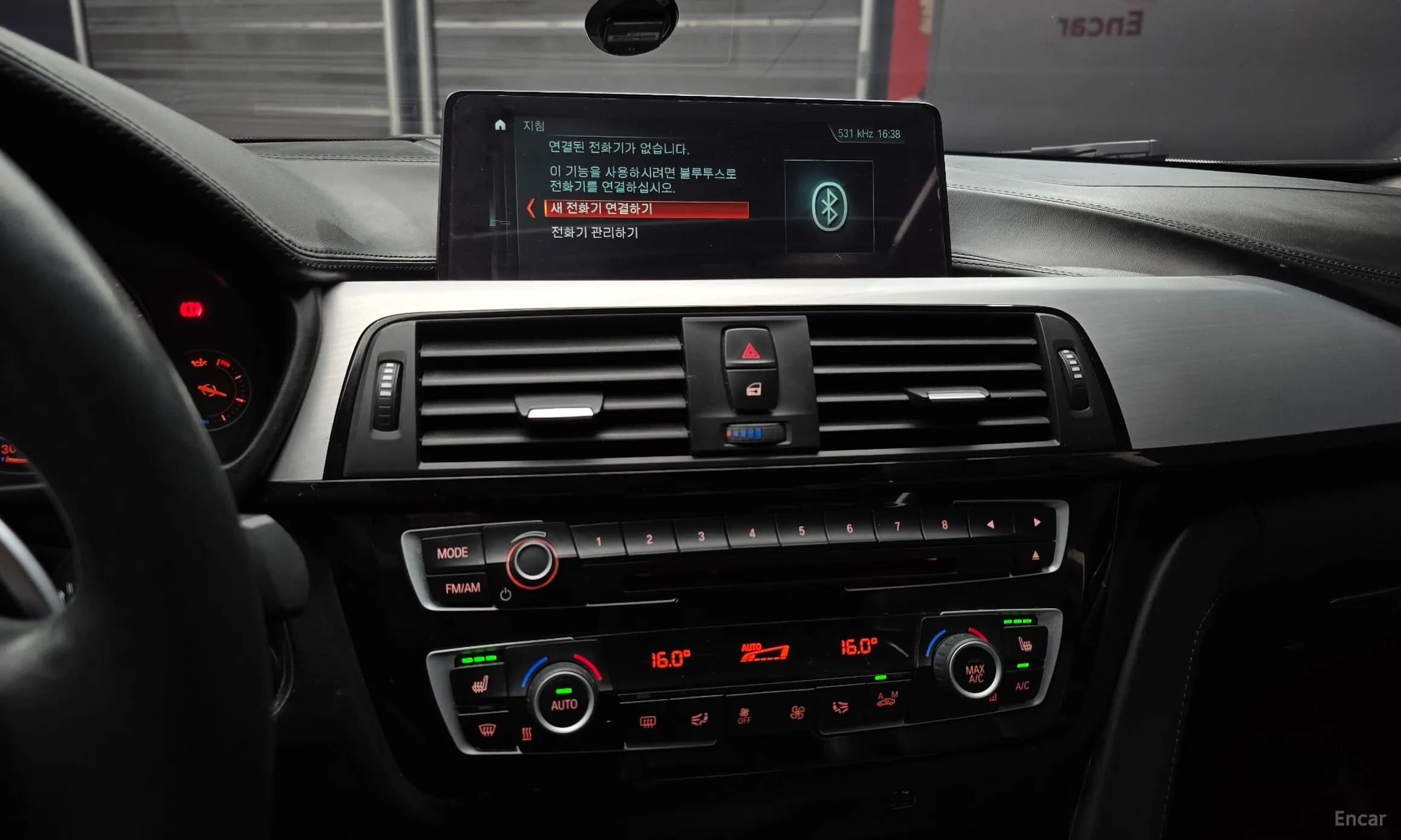 Series 4 (F32)