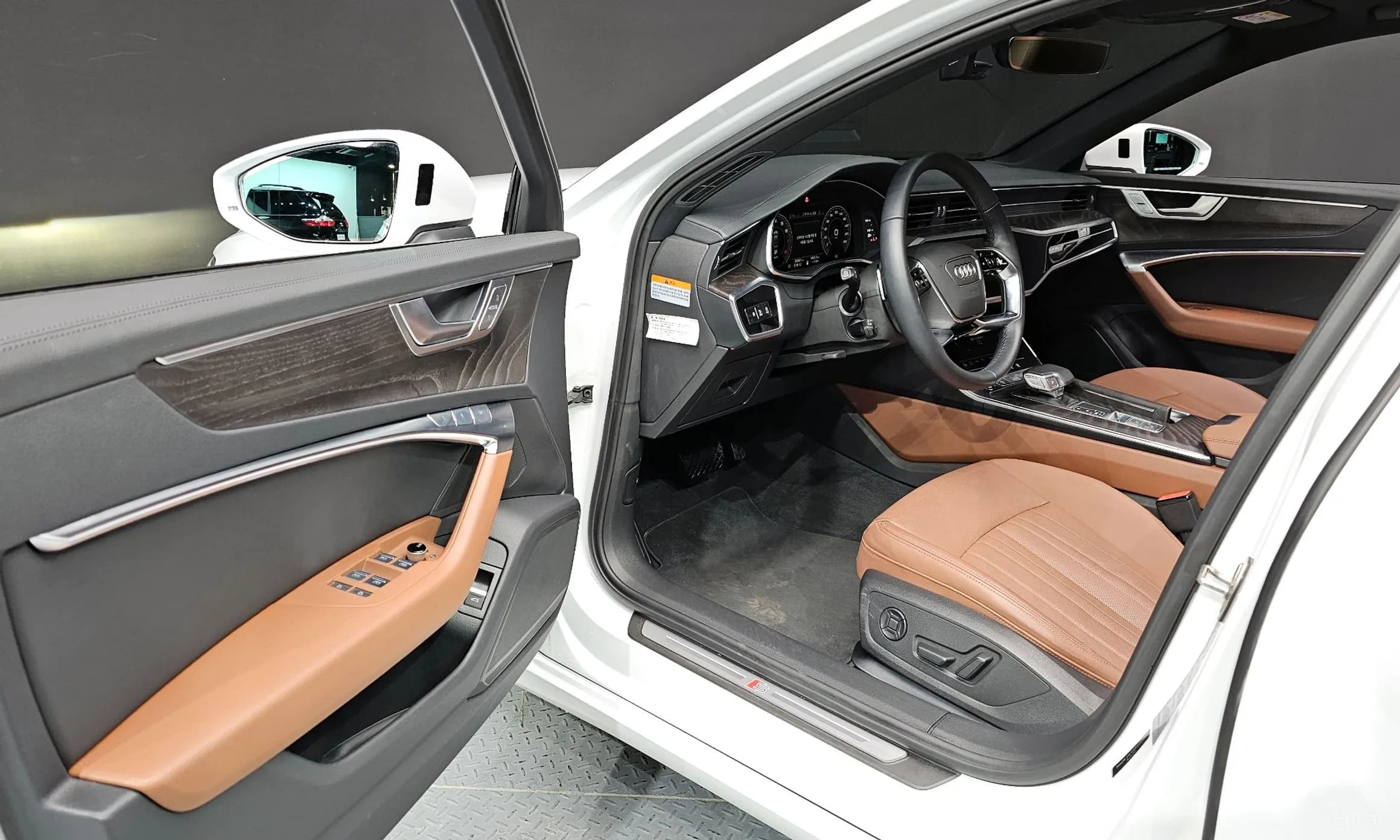 A6 (C8)
