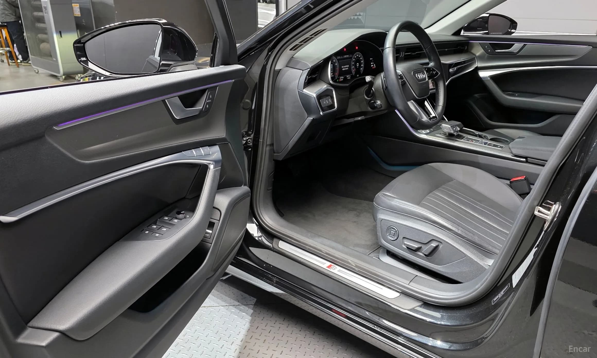 A6 (C8)
