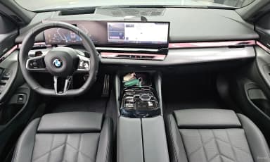 5 Series (G60)