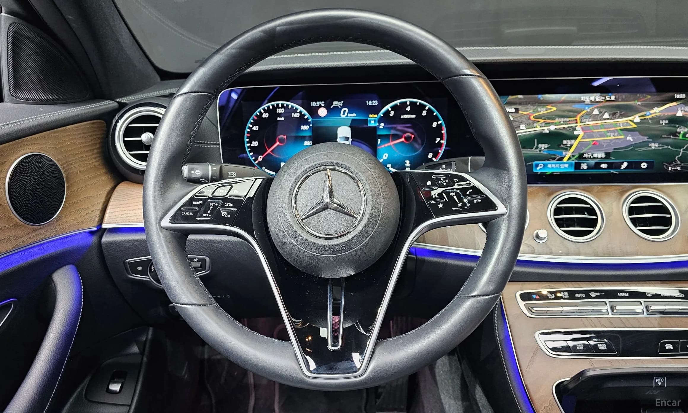 E-Class W213