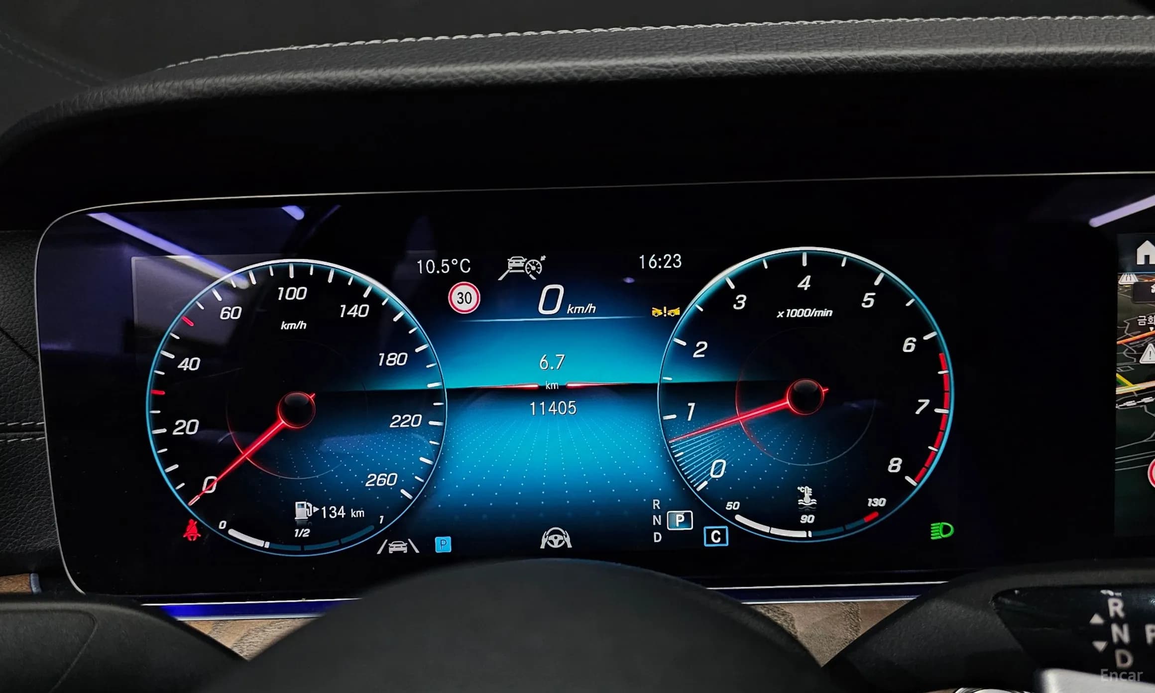 E-Class W213