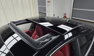 911 (992)