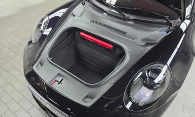 911 (992)