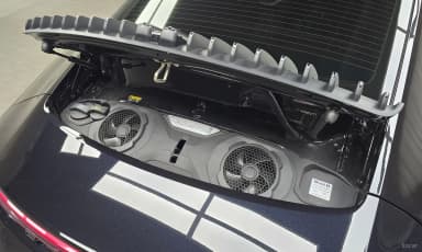 911 (992)