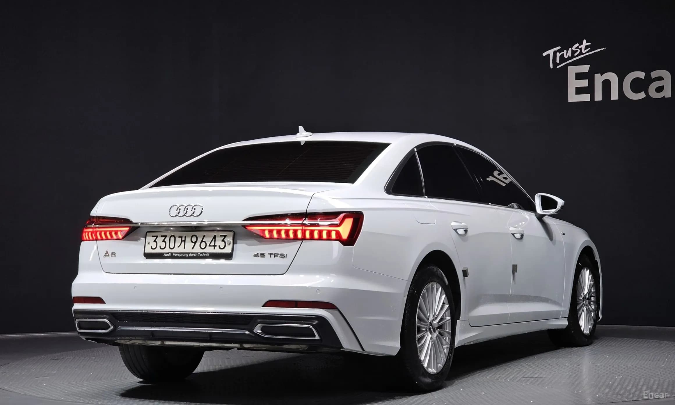 A6 (C8)