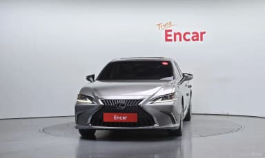 ES300h 7th Generation