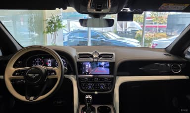 Bentayga