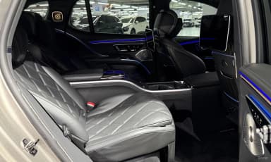 EQS SUV X296