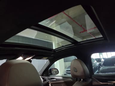 X4 (G02)