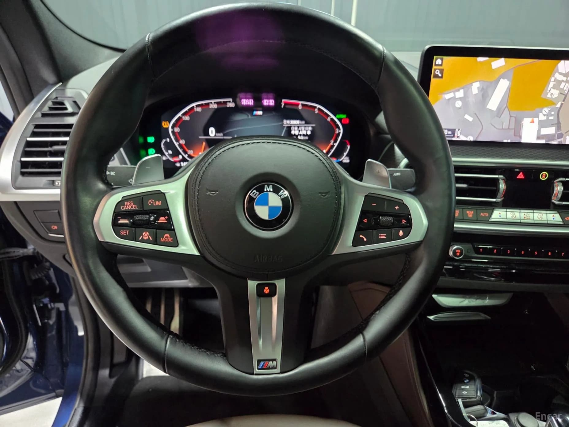 X4 (G02)