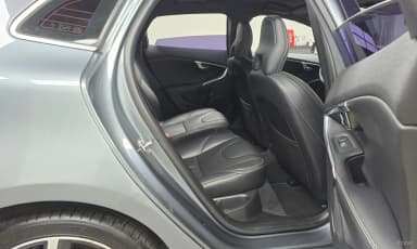 V40