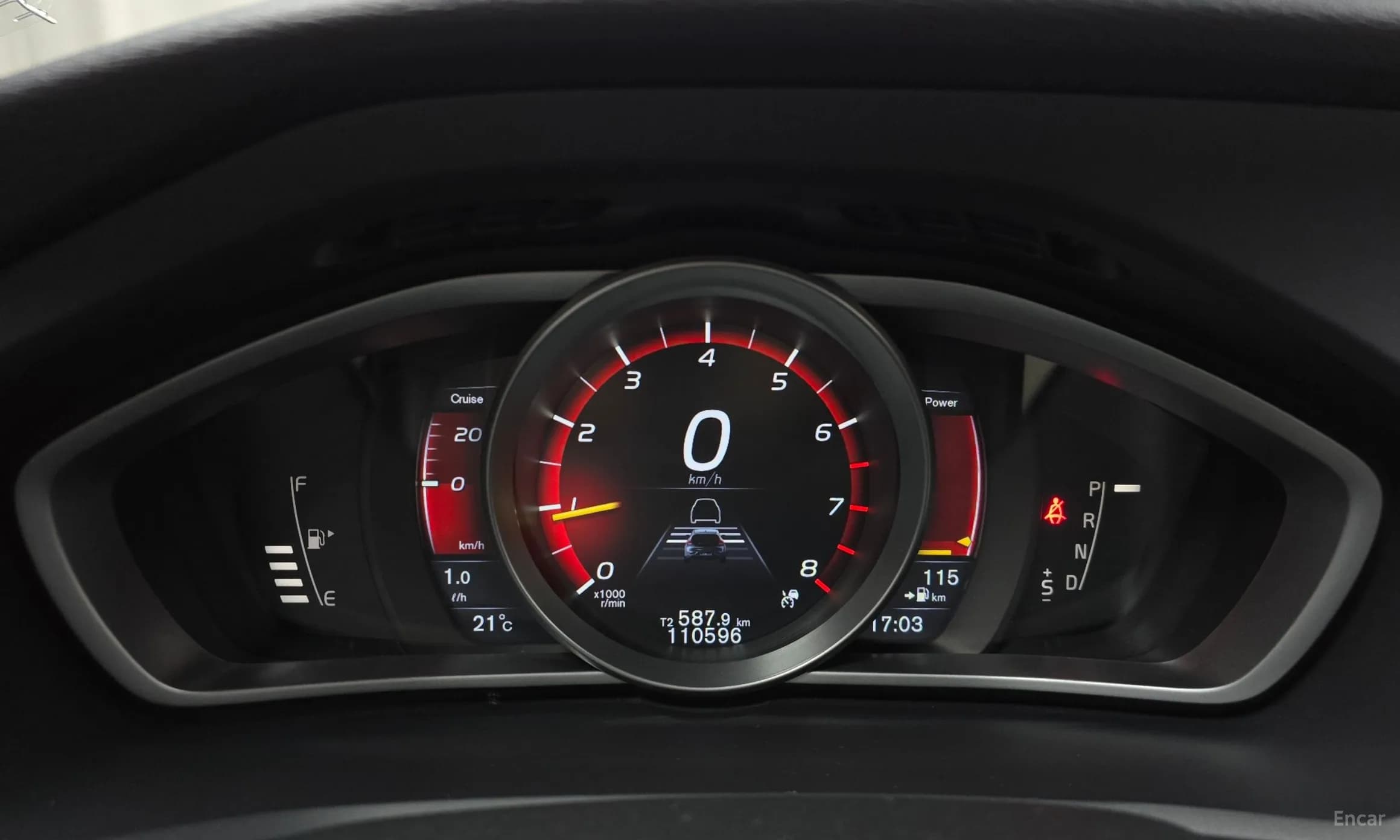 V40