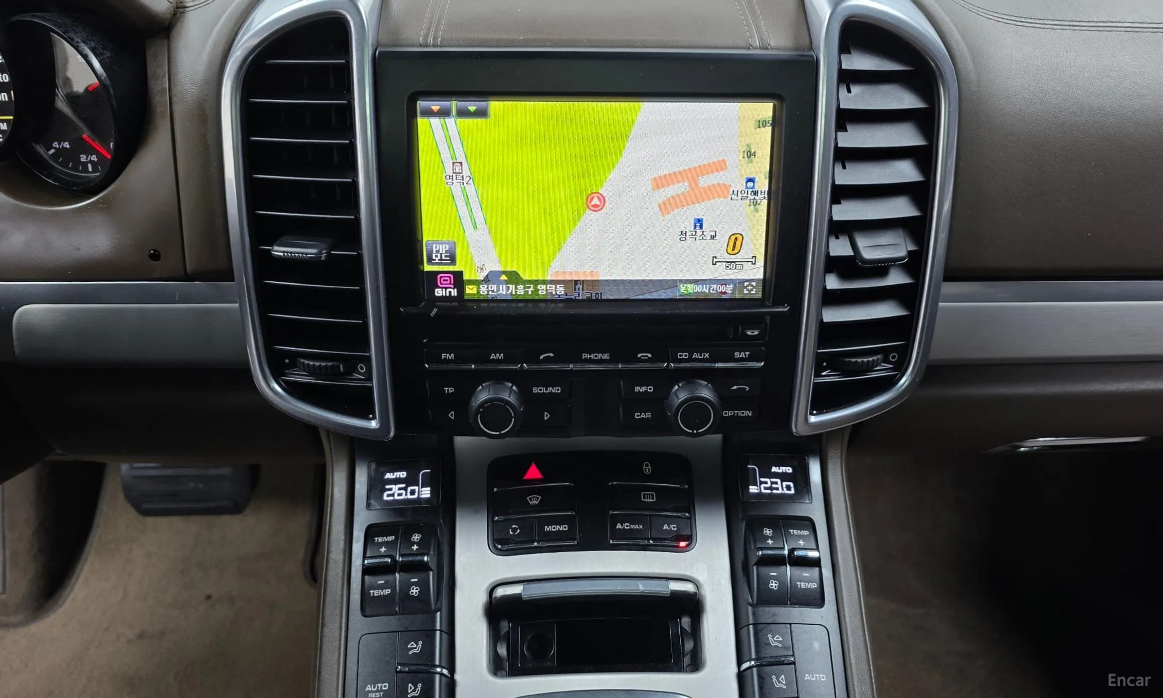 New Cayenne