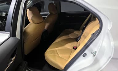 Camry (XV70)
