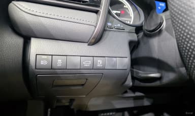Camry (XV70)